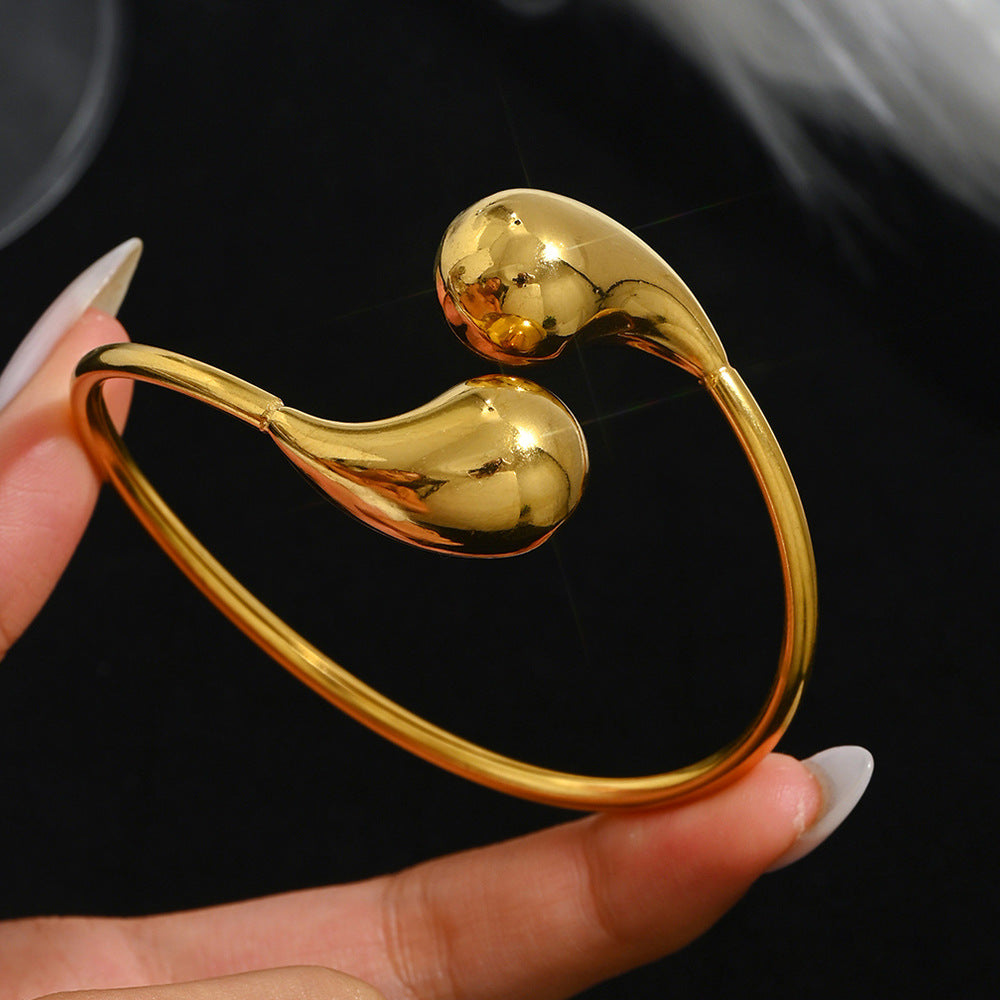 Wholesale Titanium steel nail four-leaf clover diamond-encrusted bracelet