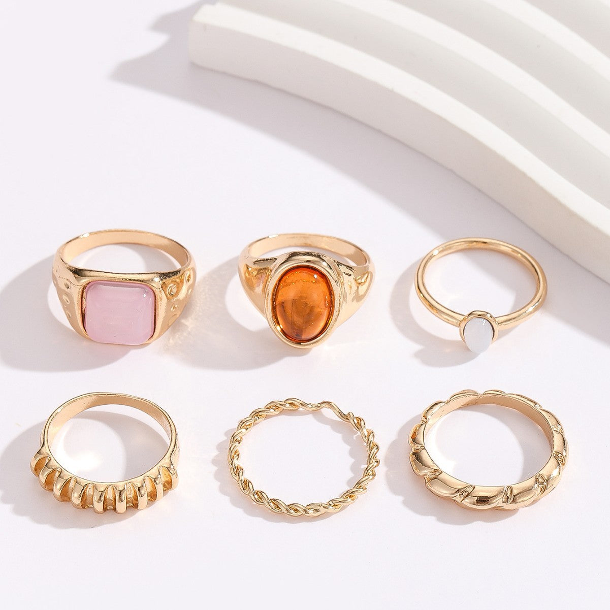 Wholesale Trendy Bohemian Geometric 6 Piece Stackable Ring Set Gold Plated Zinc Alloy Fashion Accessory