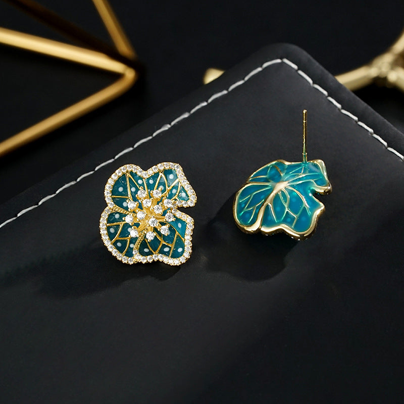 Wholesale Lotus National Style Flower Earrings