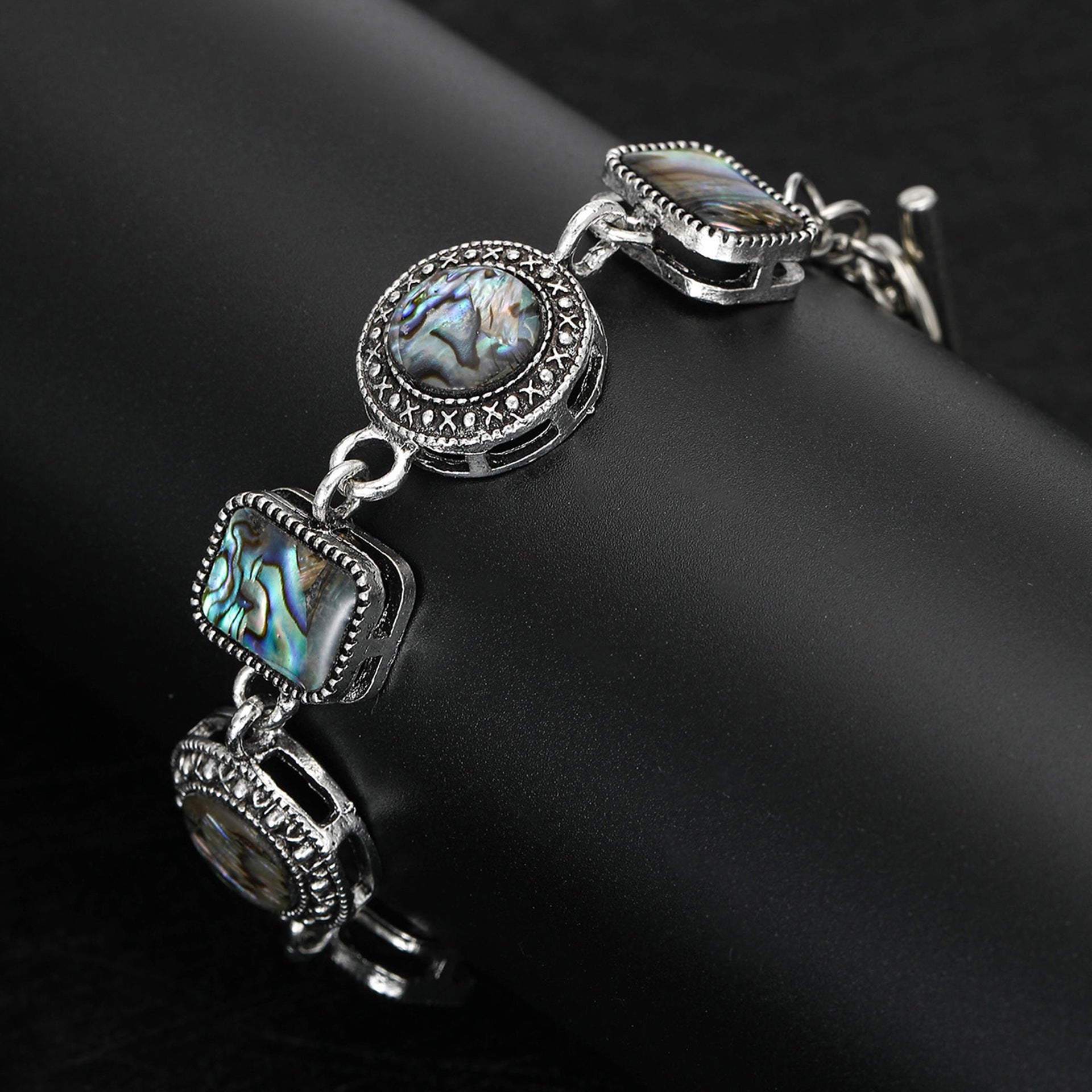 Wholesale Trendy Natural Abalone Shell Bracelet Adjustable Three Ring Clasp Chic Unisex Jewelry Accessory For Everyday Wear And Boutique Resale
