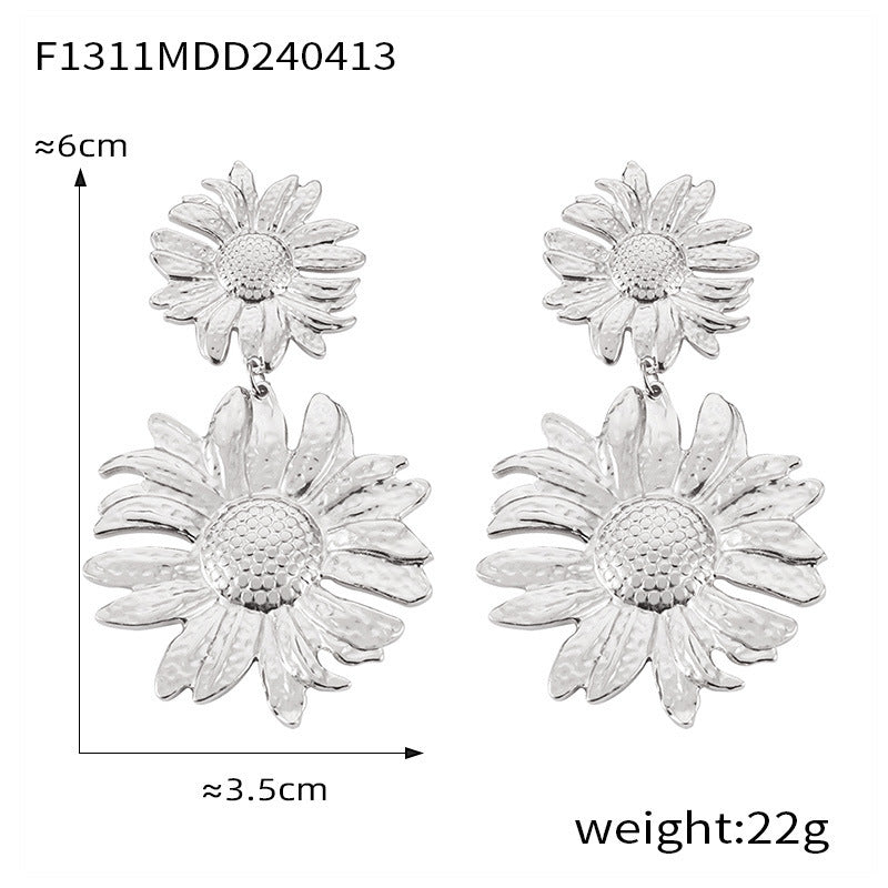 Wholesale Large and Small Ring Hollow Flower Earrings Titanium Steel Plated 18K Gold Exaggerated Earrings ACC-ES-OMK002