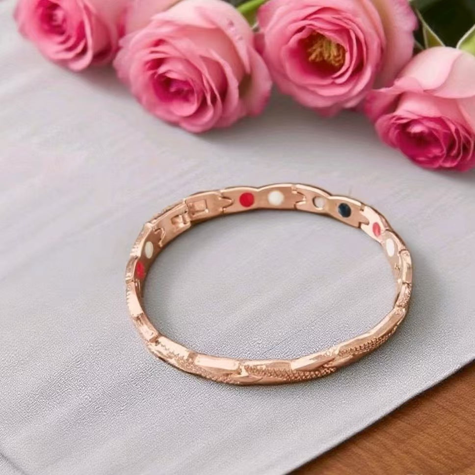 Wholesale Titanium Steel Dragon Pattern Magnet Bracelet Fashion Jewelry Accessory Boutique Resale Gift