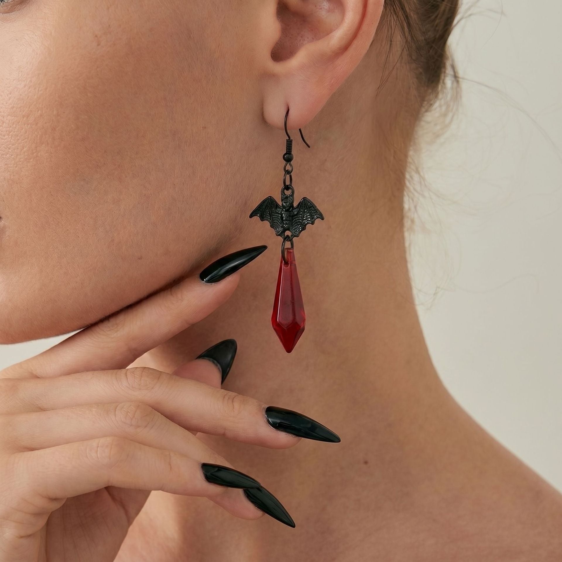 Wholesale Gothic Vampire Bat Earrings Red Black Crystal  Party Fashion Accessory