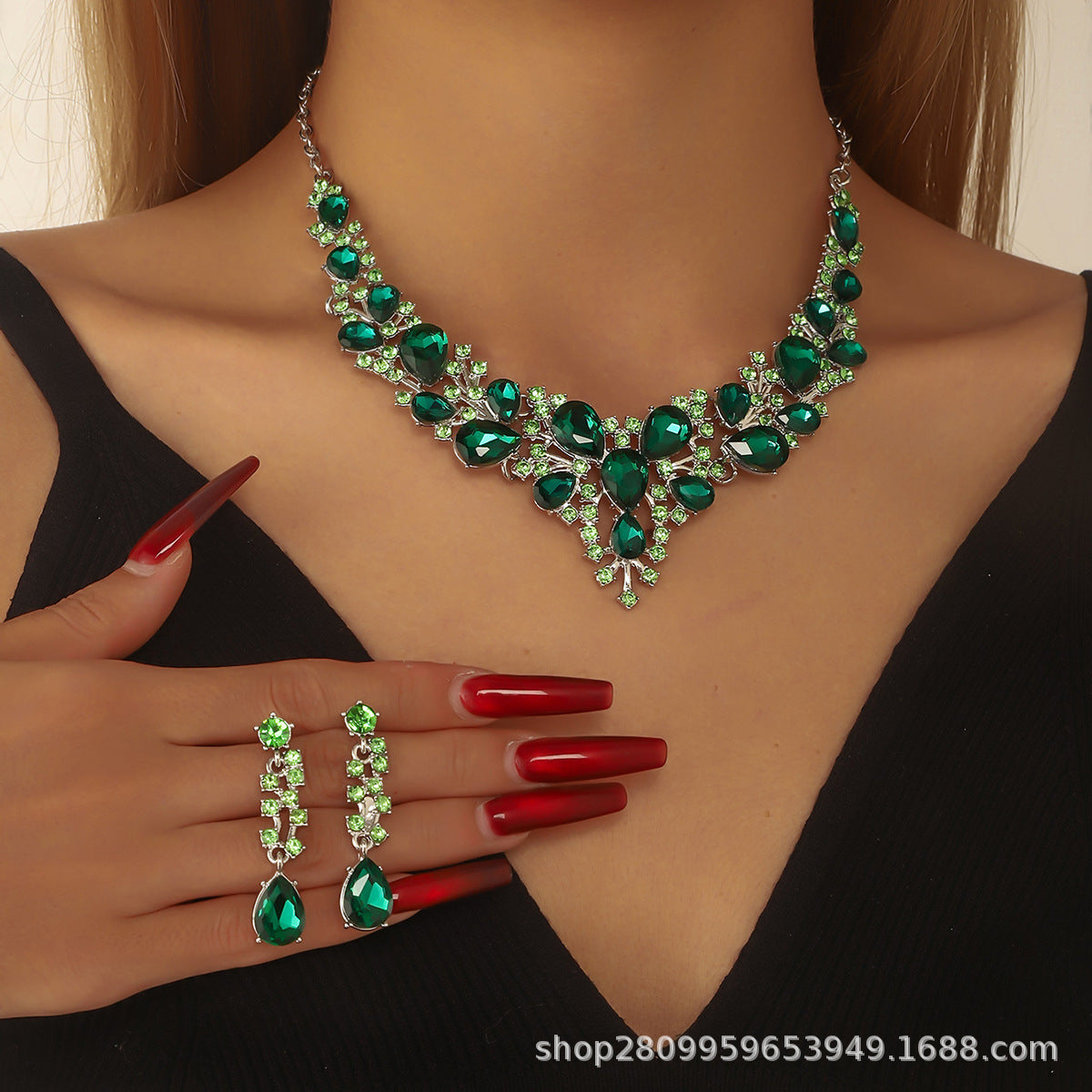 Wholesale Jewelry Set Crystal Accessories Alloy Necklace Earrings