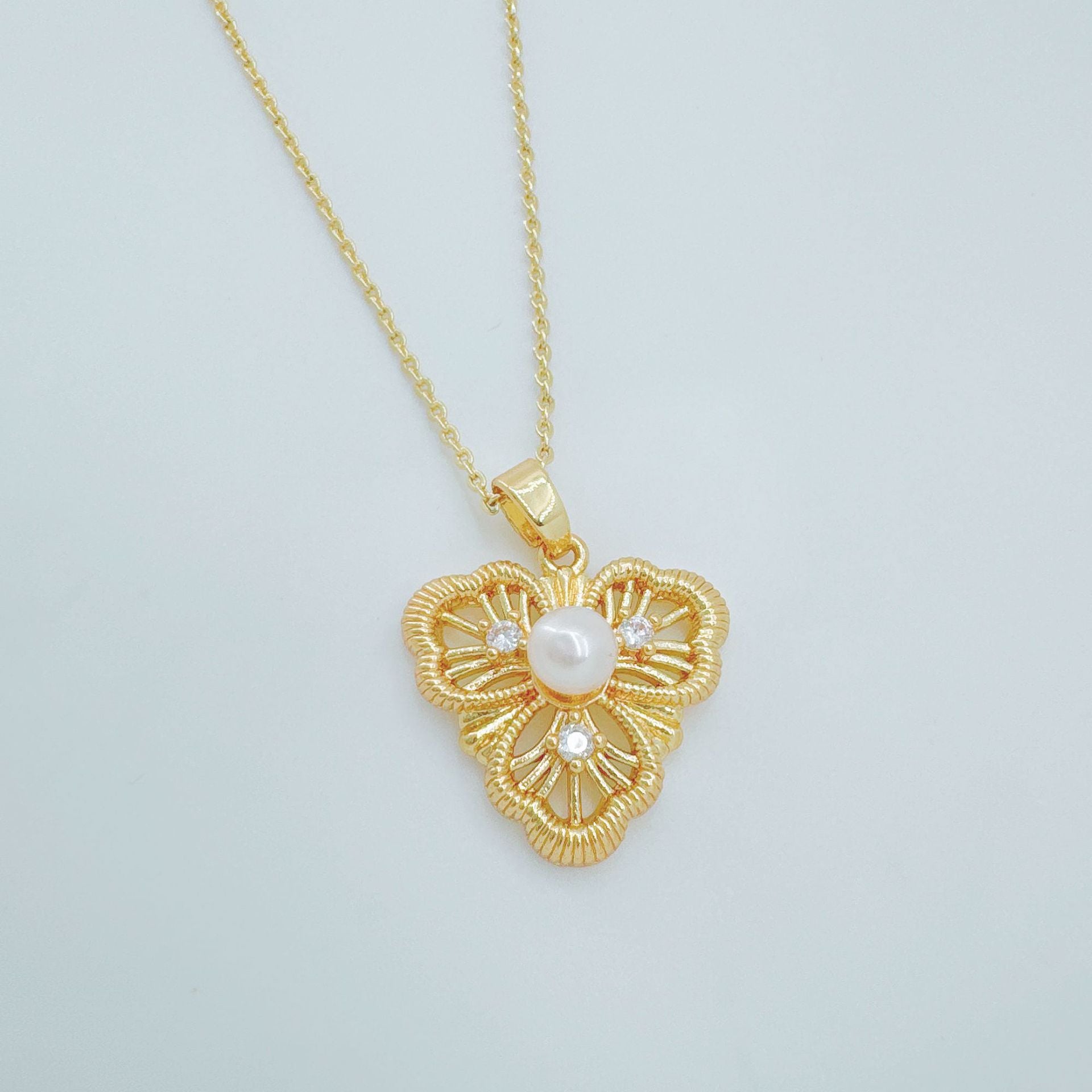 Wholesale Light Luxury Gold Plated Copper Cubic Zirconia Pearl Jewelry Set for Women