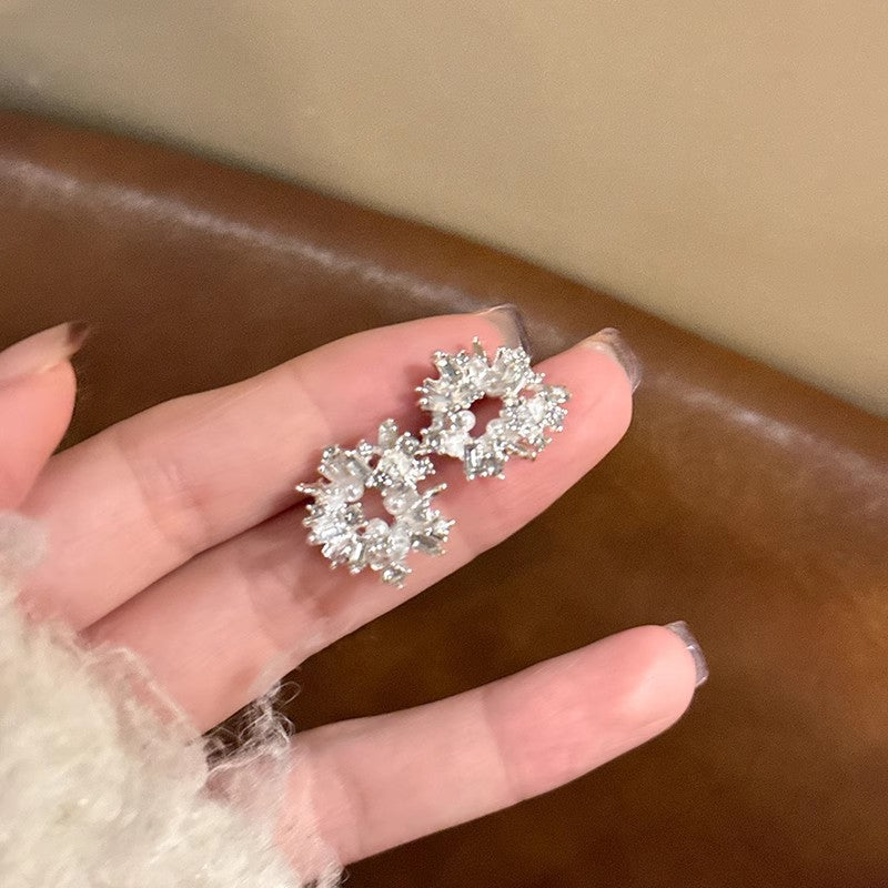 Wholesale sunflower geometric pearl earrings