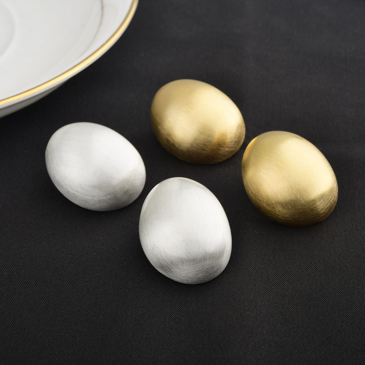 Wholesale Versatile Brushed Oval Earrings