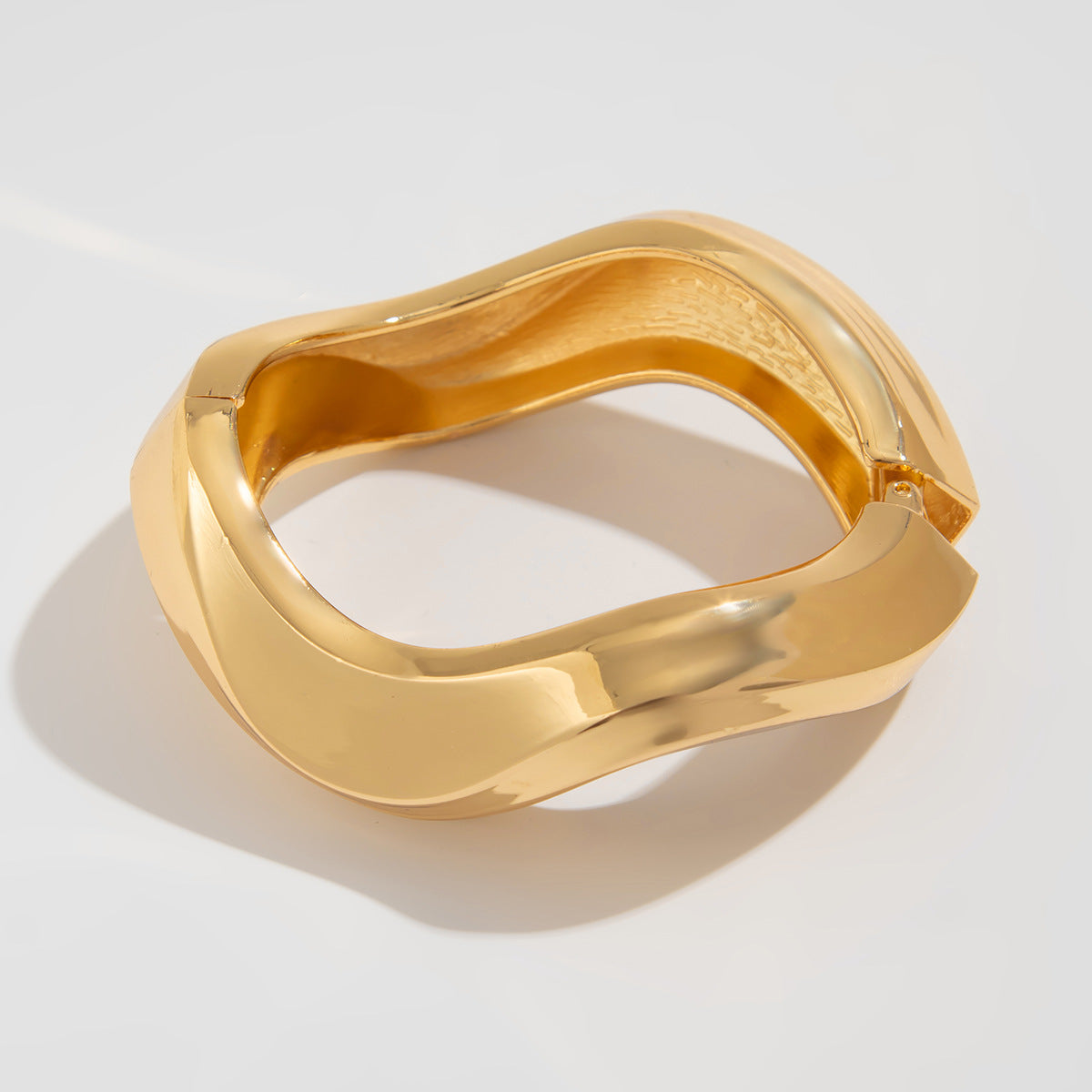 Wholesale Irregular opening simple cutting edge alloy bracelet set