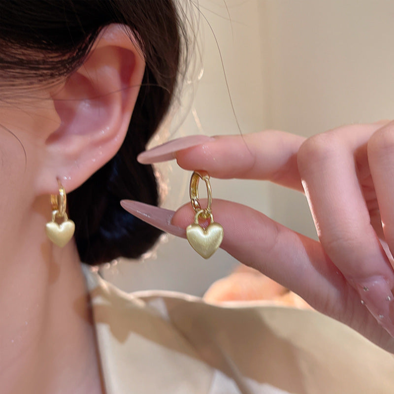 Wholesale  retro love brushed earrings