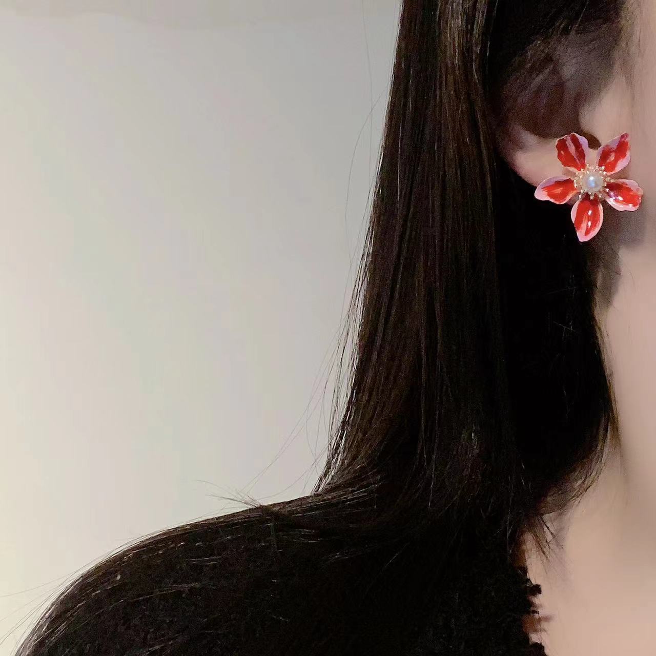Wholesale Pearl Red Flower Earrings