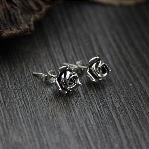 Wholesale  retro personality rose earrings