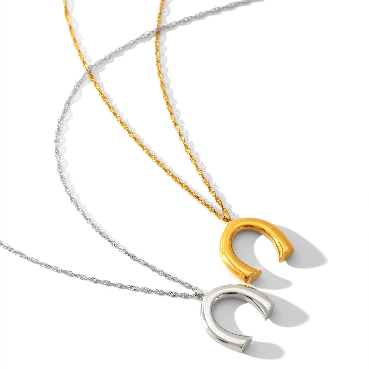 Wholesale Stainless Steel Necklace Female All-match Geometric U-shaped Lock Bone Chain Necklace