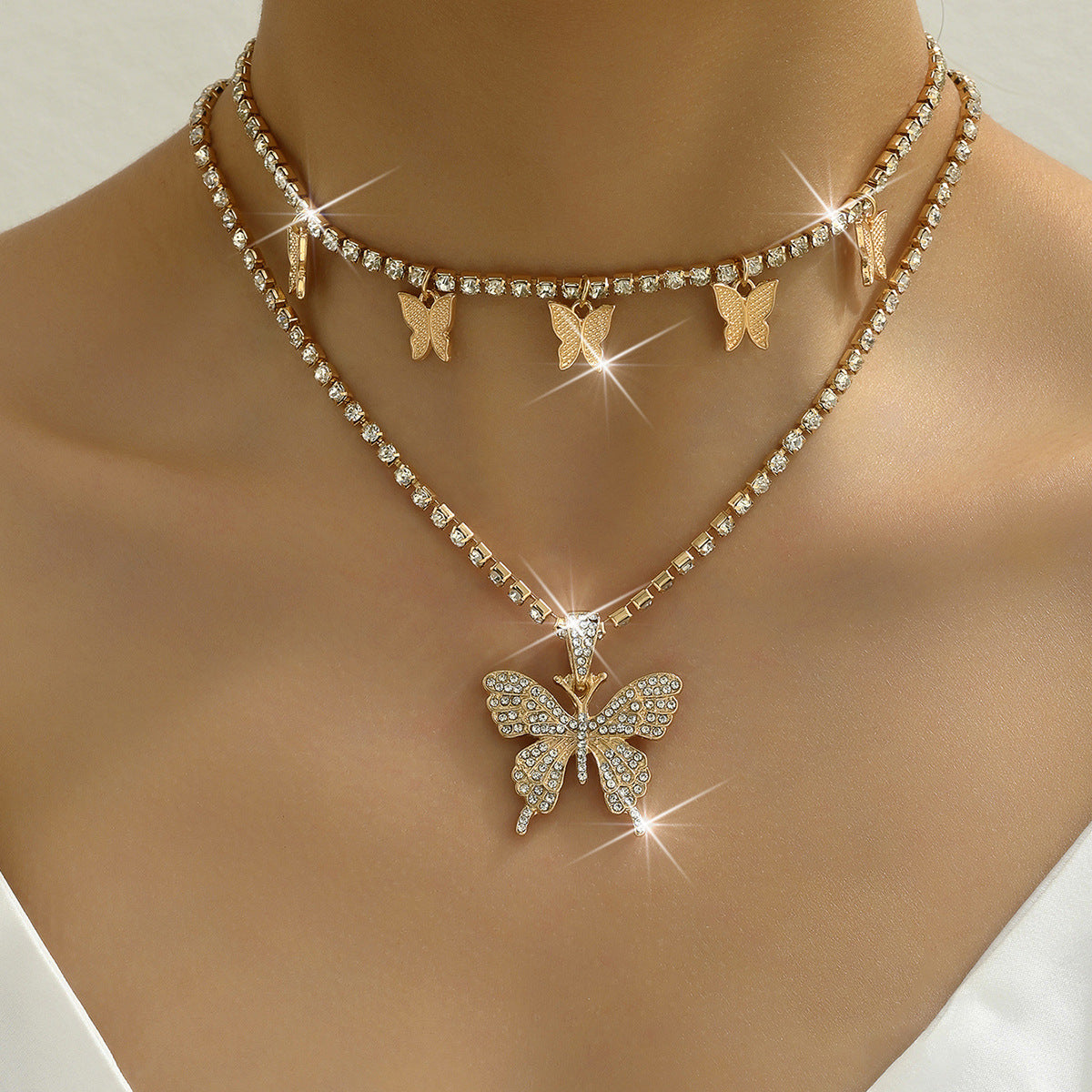 Wholesale Gold-Tone Rhinestone Butterfly Pendant Two-Layer Necklace for Women Trendy Fashion Accessory