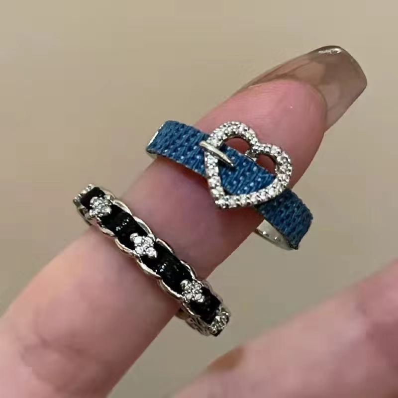 Wholesale Minimalist Silver Zircon Cross Ring Trendy Women S Fashion Accessory For Everyday Wear Or Boutique Resale