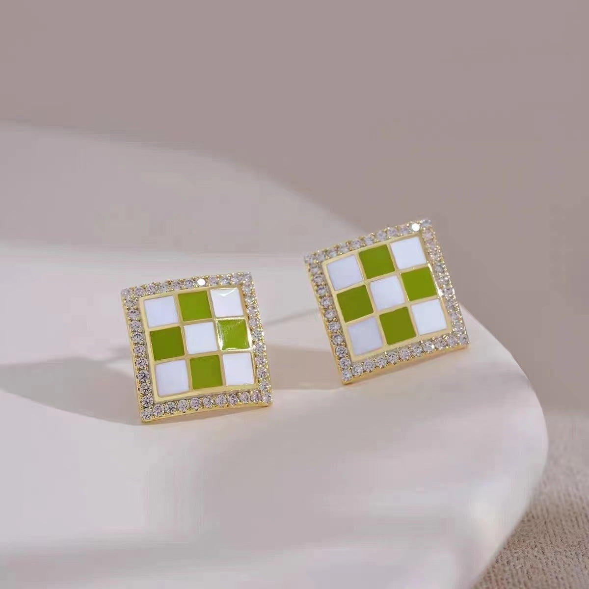 Wholesale Versatile Summer Fresh Green Floral Stud Earrings