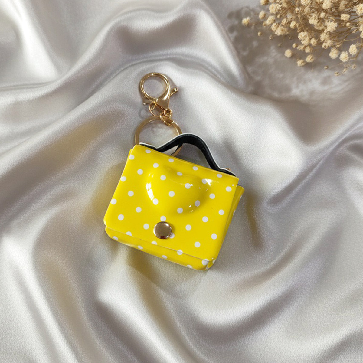 Wholesale Polka Dot Heart Leather Mini Coin Purse Keychain Bag Charm Stylish Gift