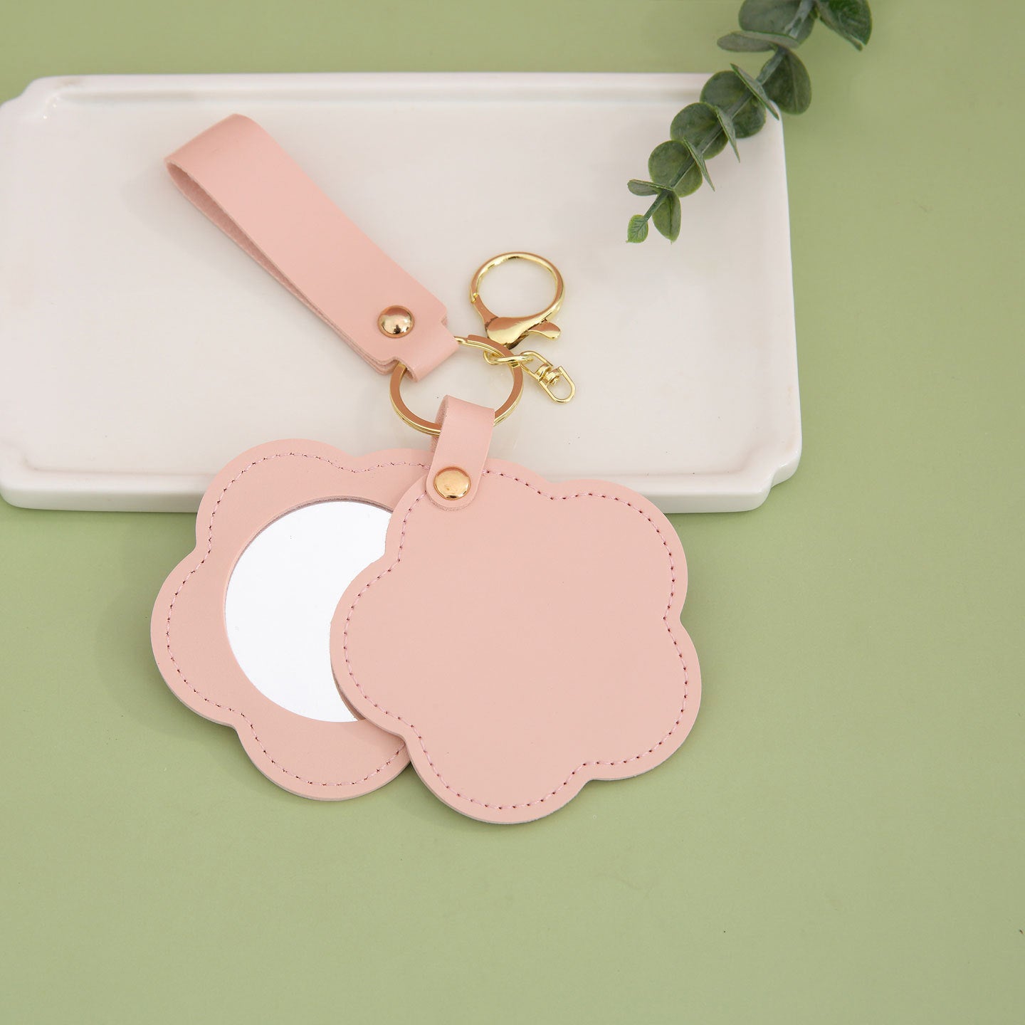 Wholesale PU Leather Flower Mirror Keychain - Decorative Bag Accessory,  Gift for Women