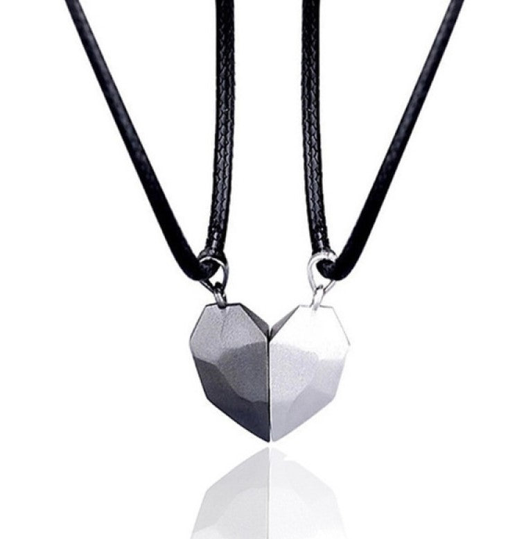Wholesale Black White Heart Magnetic Necklaces ACC-NE-Hanyu012