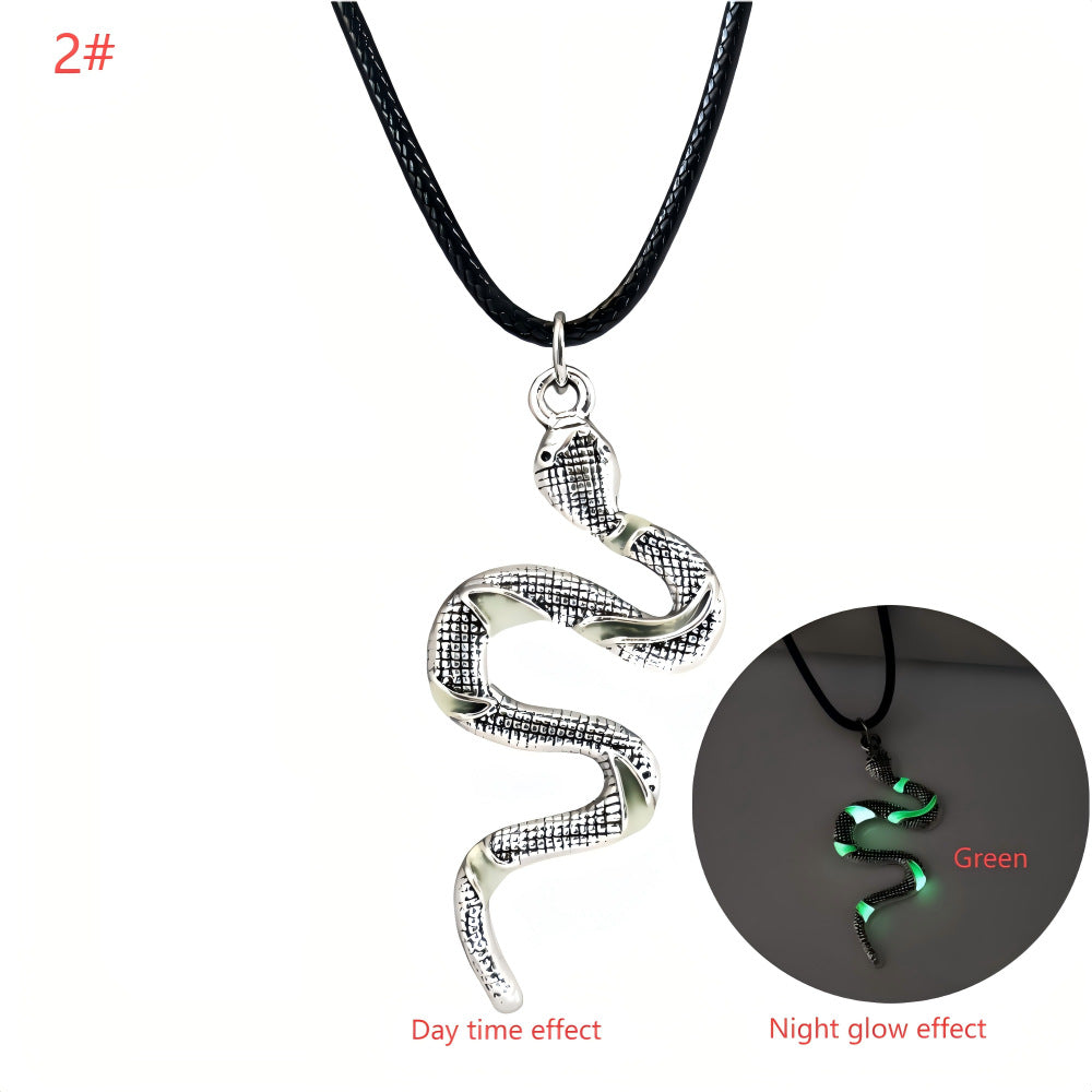 Wholesale Luminous Snake Necklace Zinc Alloy Vintage Pendant