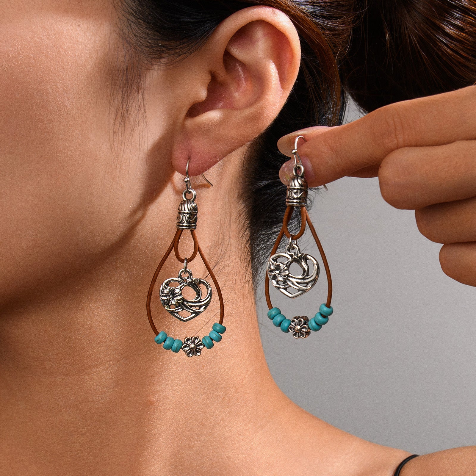 Wholesale  retro ethnic style antique silver flower beads leather rope pendant women's earrings