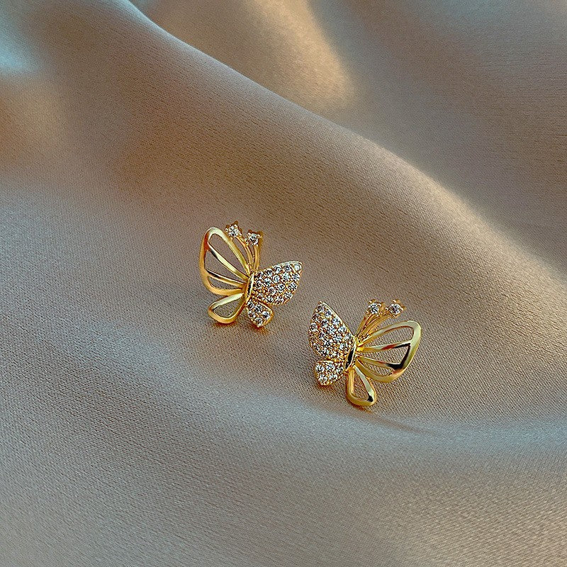 Wholesale Alloy Hollow Butterfly Diamond Earrings