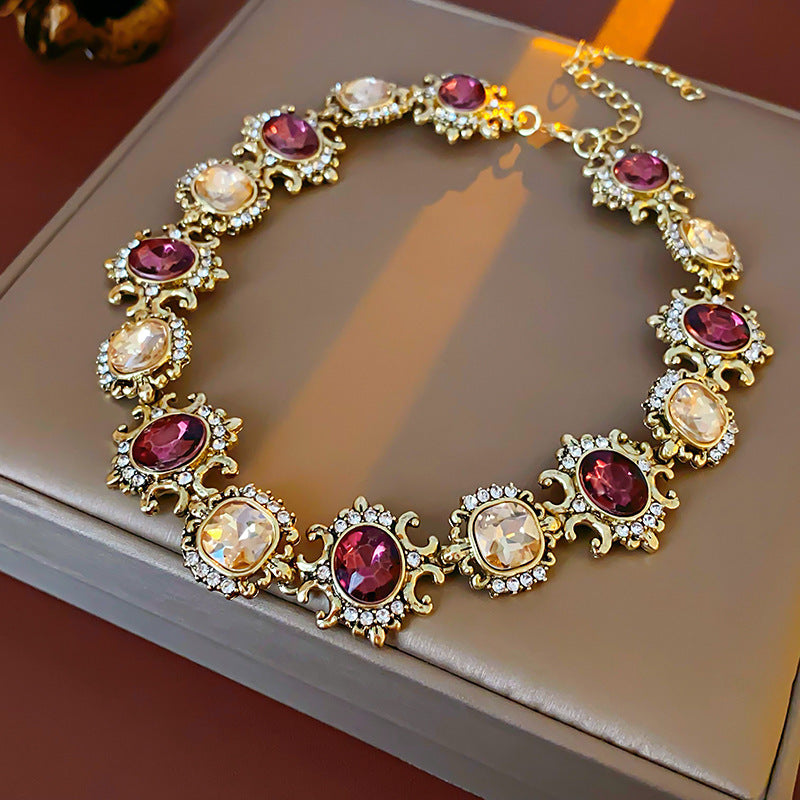 Wholesale Vintage Alloy Rhinestone Flower Layered Clavicle Necklace Jewelry Accessory