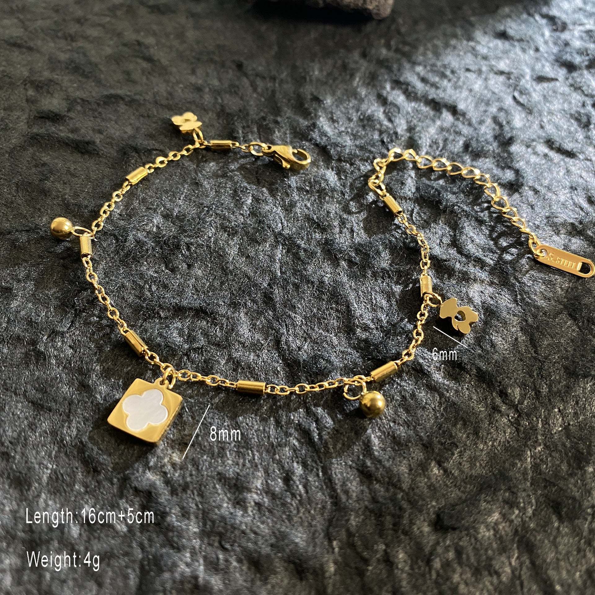 Wholesale Titanium Steel Gold Plated Laser Four Leaf Clover Pearl Bracelet ACC-BT-YuXun005