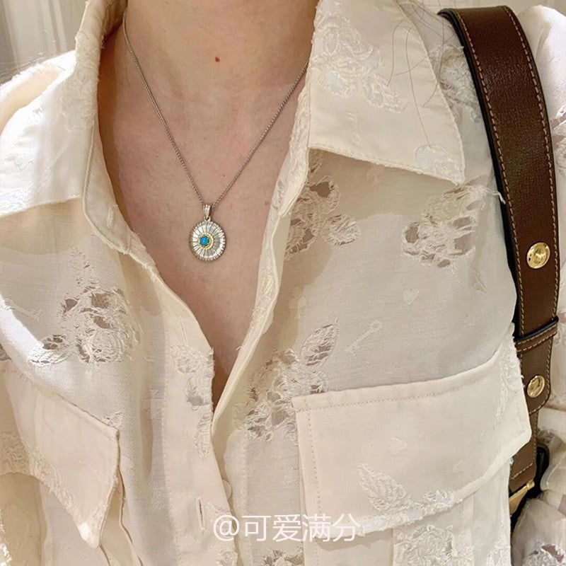 Wholesale  Turquoise Daisy Necklace Retro Light Luxury Necklaces