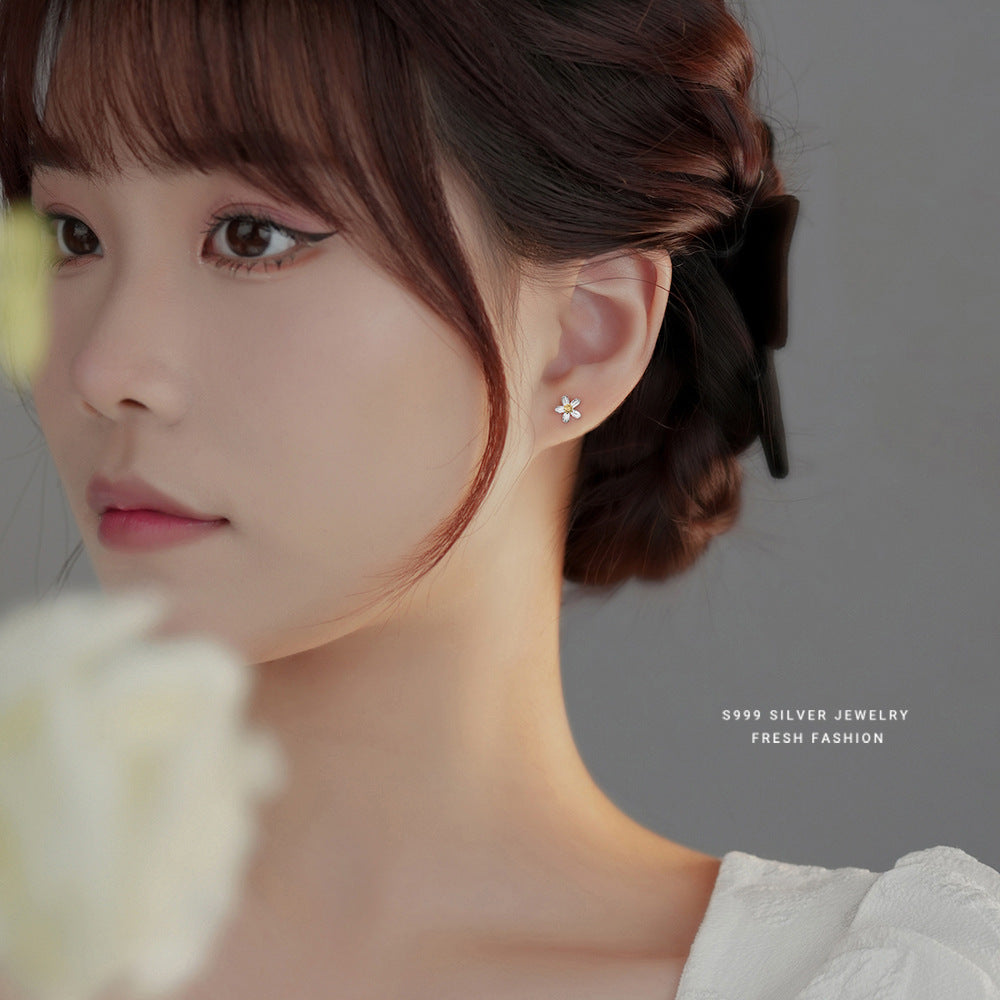 Wholesale S999 Silver small chrysanthemum earrings