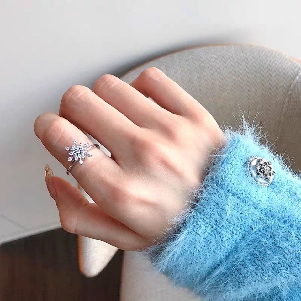 Wholesale The Snowflake Rotating Ring Celebrant Fashion  Open Ring