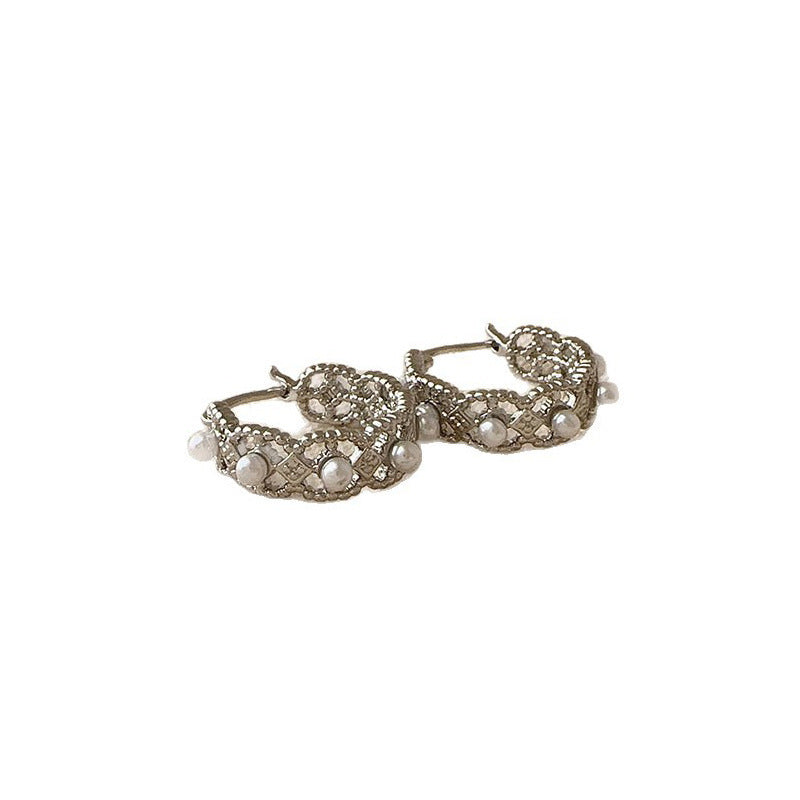 Wholesale Retro Copper Hollow Rice Bead Flower Earrings - Fashion Accessory for Party Wear