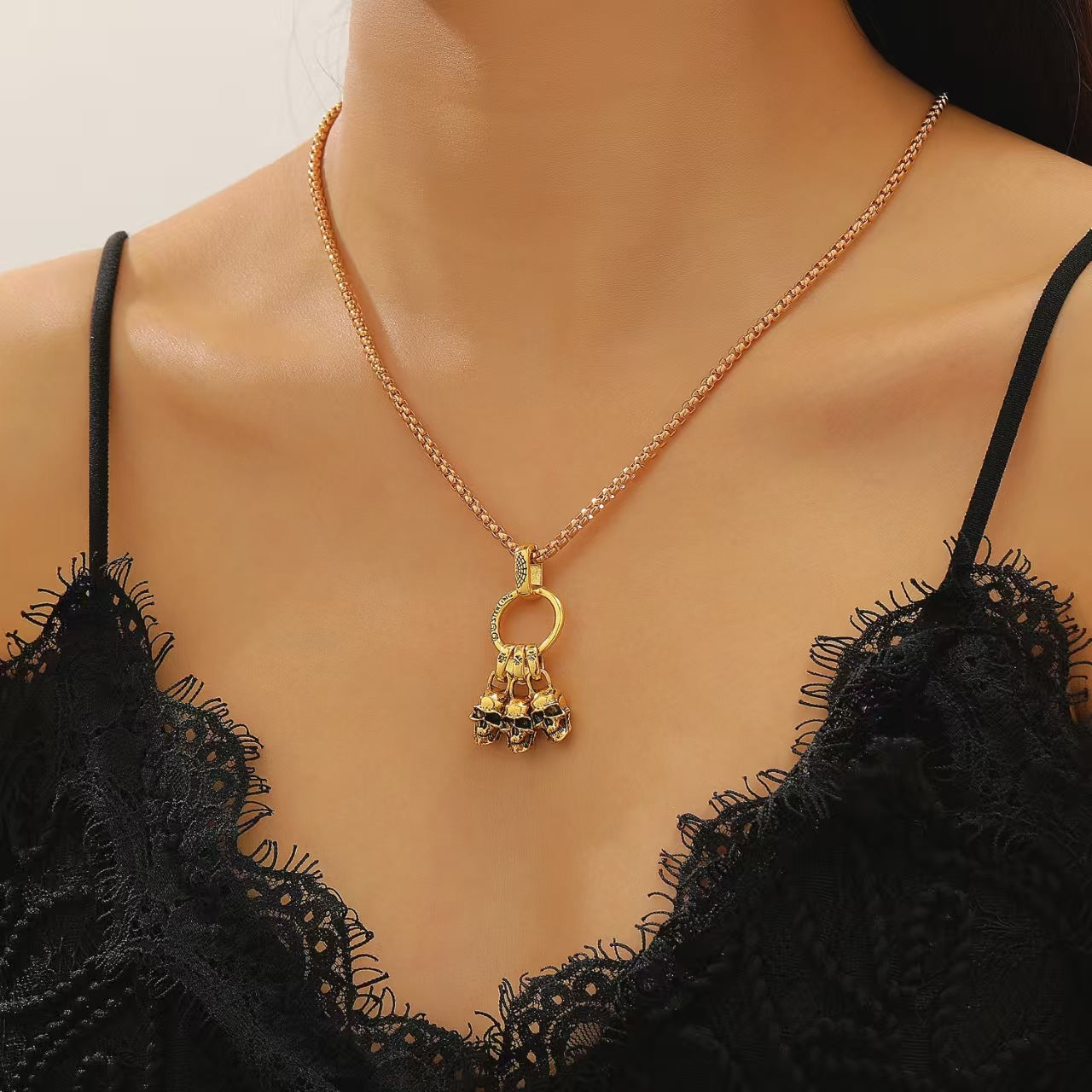 Wholesale Alloy vintage skull bracelet