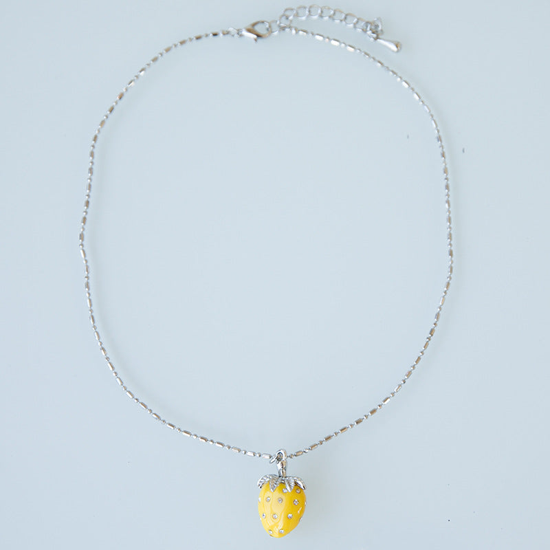 Wholesale Cute Strawberry Three-dimensional Diamond Short Necklace Clavicle Chain Choker Necklace ACC-NE-Yuchen001