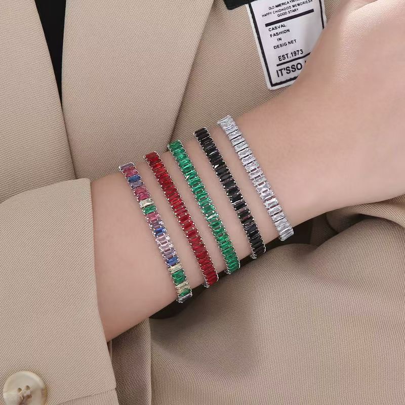 Wholesale Copper Inlaid Zircon Geometric Adjustable Bracelet for Women Fashion Accessory