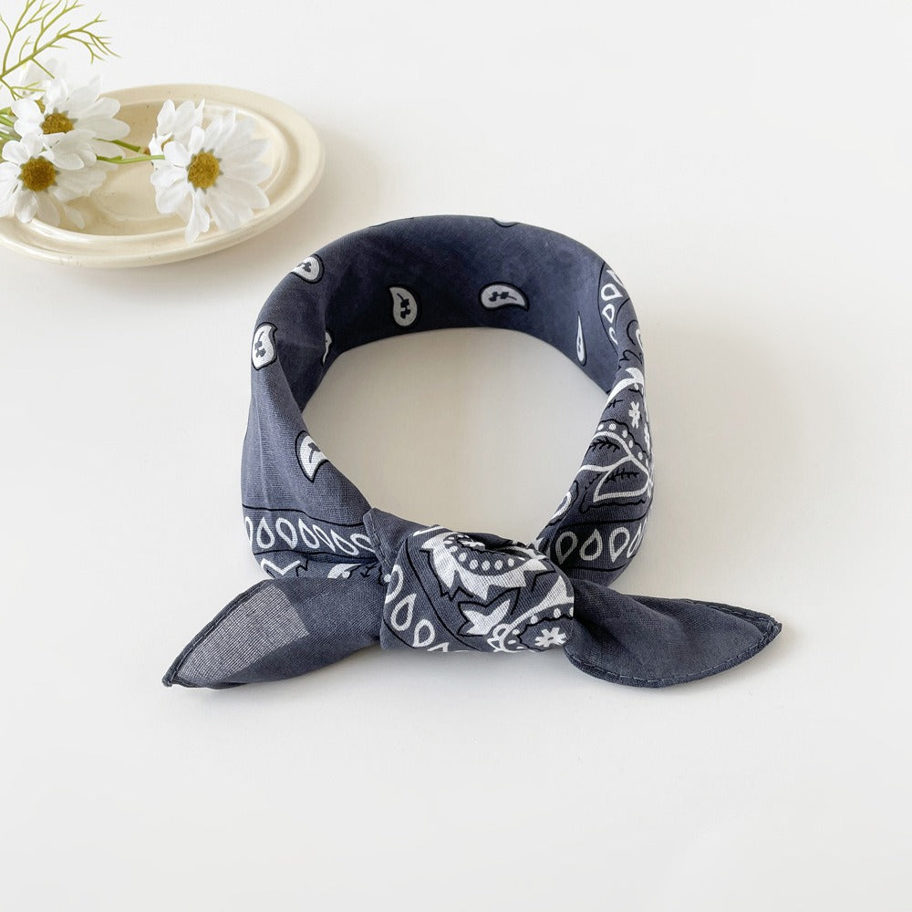 Wholesale cashew flower square silk scarf