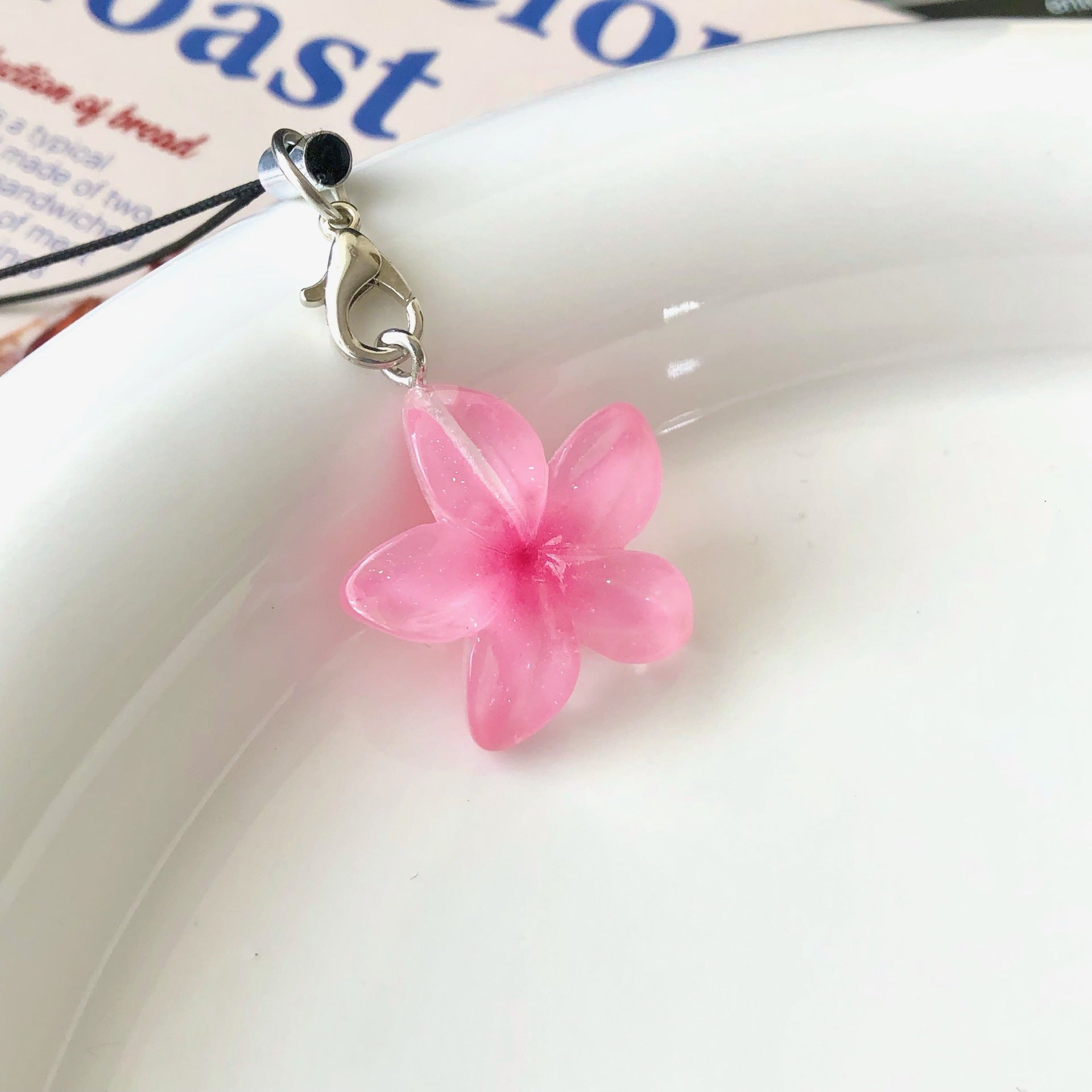 Wholesale Resin Keychain Pendant,  Transparent Purple Trendy Accessory for Bags and Keys