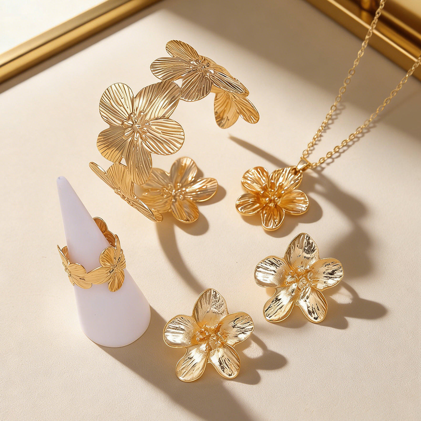 Wholesale Gold Camellia Flower Jewelry Set Necklace Earrings Bracelet Party Wear Boutique Resale