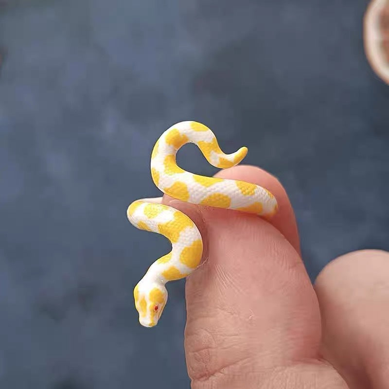 Wholesale  Snake Design Cute Little Snake Winding Design Open Ring