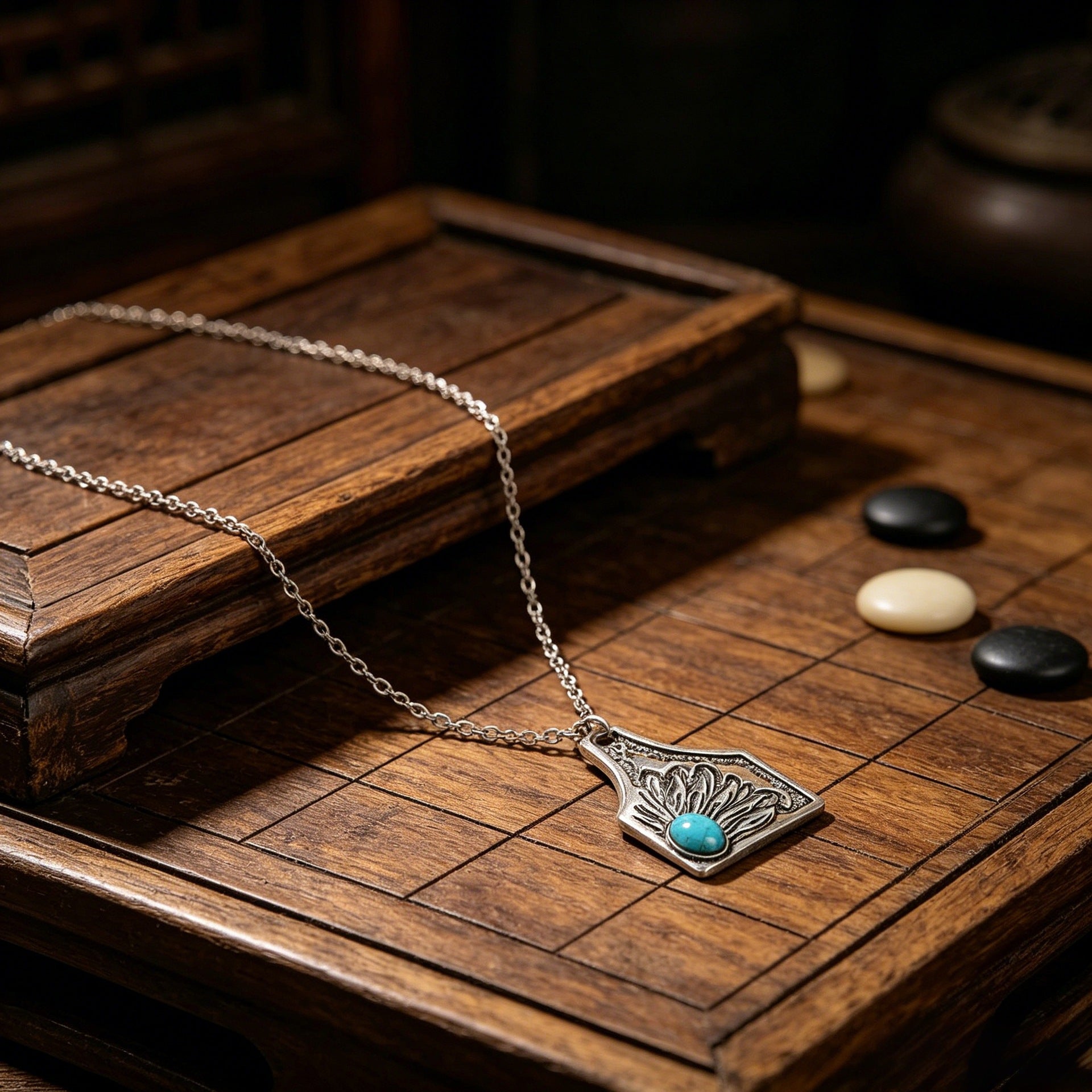 Wholesale Retro Bohemian Turquoise Pendant Necklace For Women Silver Tone Alloy Trendy Jewelry Accessory Gift Boutique Resale