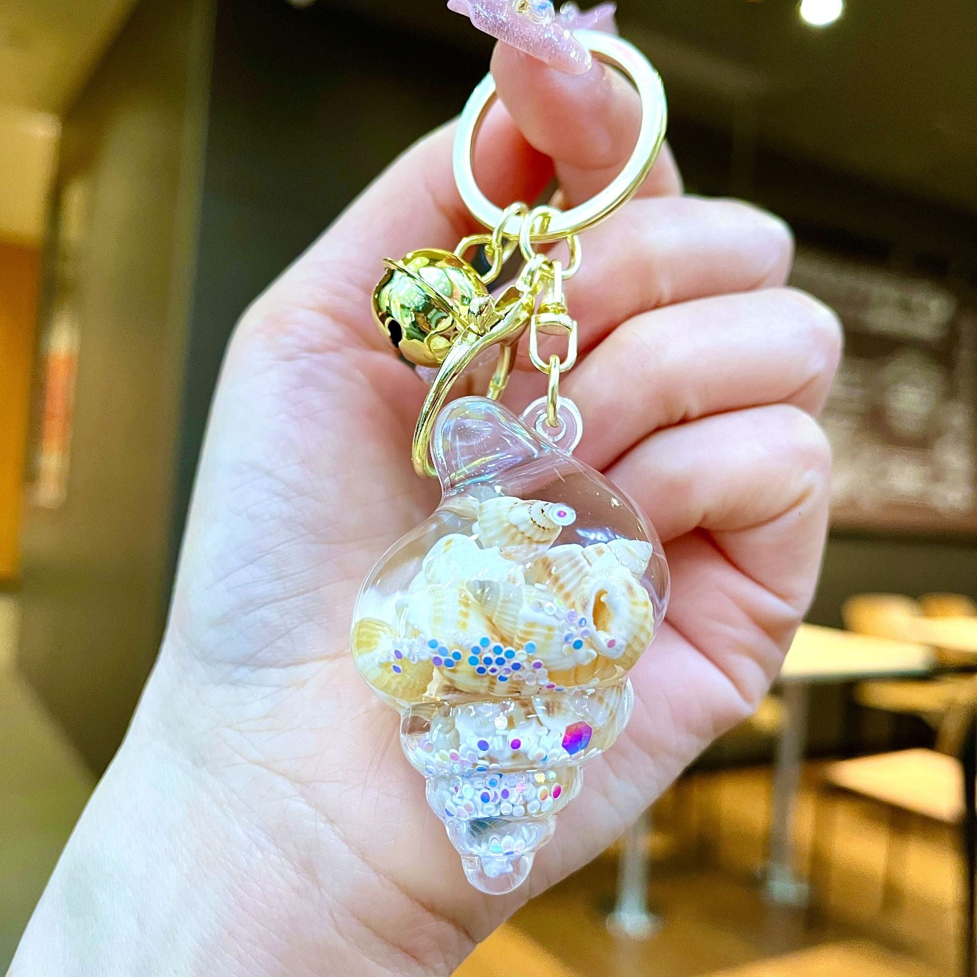 Wholesale Colorful Shell Conch DIY Quicksand Keychain Ocean Pendant Bag Charm Small Gift Accessories