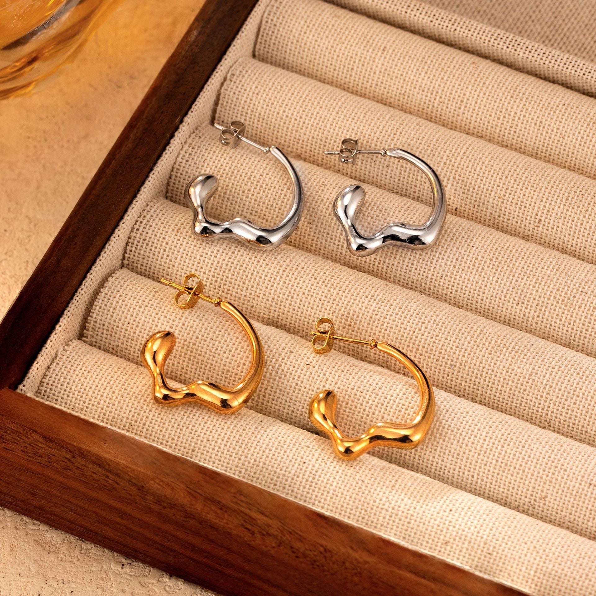 Wholesale Fashionable Irregular C-Shaped Stainless Steel Earrings 18K Gold Plated Boutique Resale