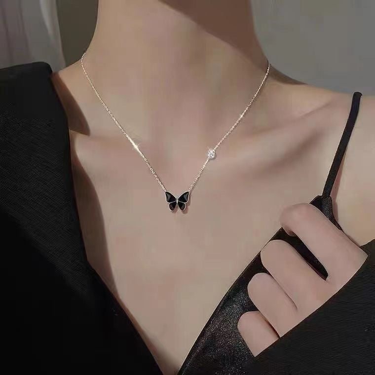 Wholesale Butterfly Design Alloy Electroplated Clavicle Chain Fashion Jewelry