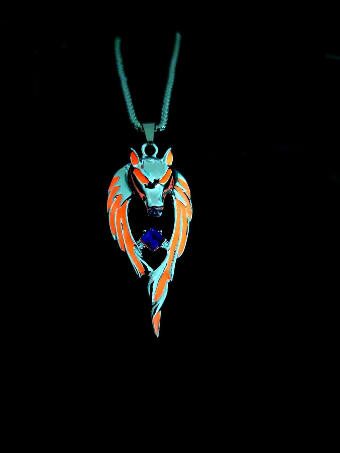 Wholesale Luminous Wolf Totem Luminous Men' s Pendant