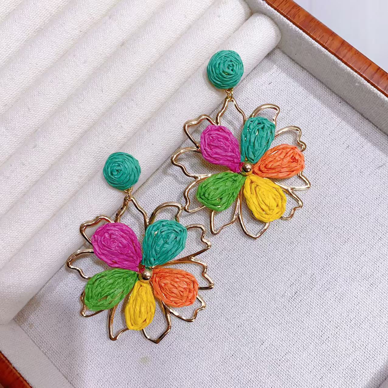 Wholesale high-level hand-woven earrings