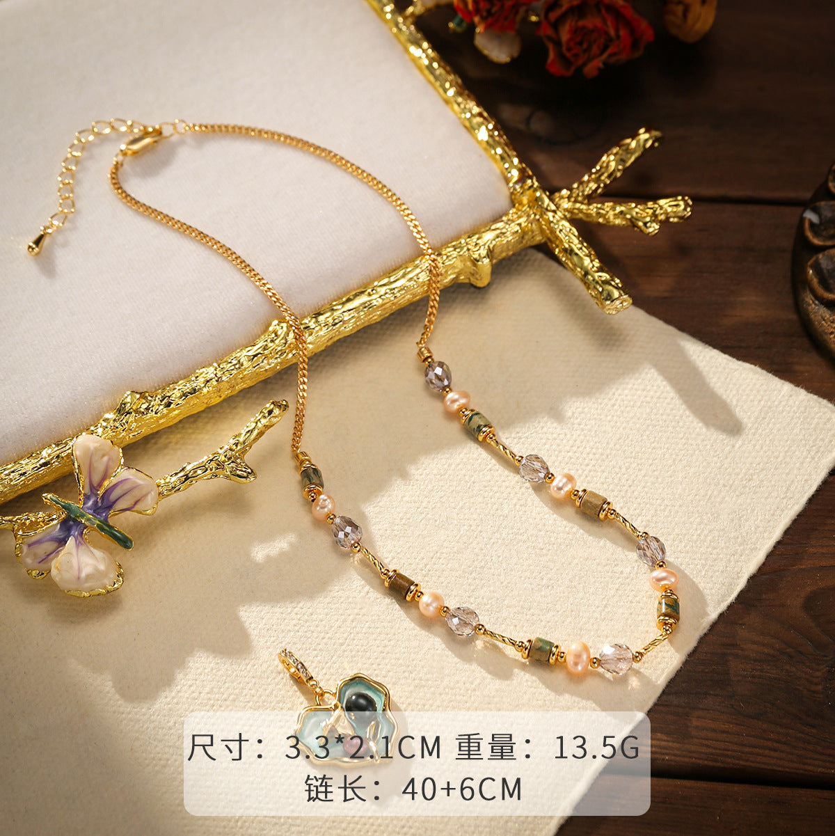 Wholesale Beaded Vintage Drop Glaze Oil Painting Necklace Light Luxury  Clavicle Chain