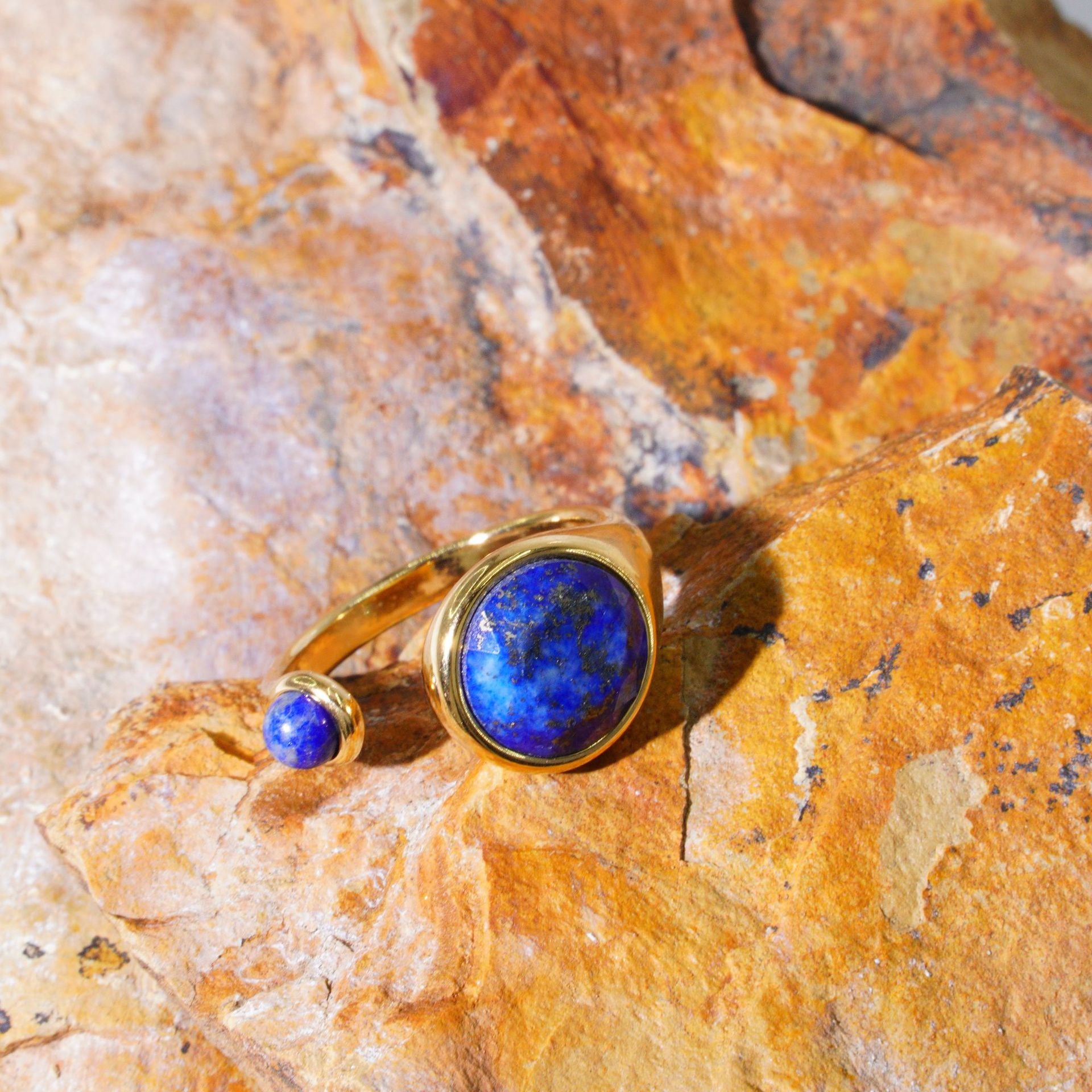 Wholesale Titanium Steel Adjustable Open Ring with Natural Stone Inlay Palace Style Jewelry Gift