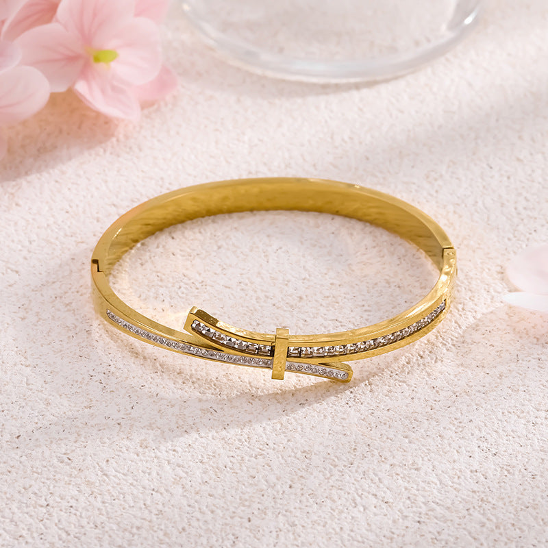 Wholesale Light Luxury Niche 18k Diamond Bracelet ACC-BT-Liyan006