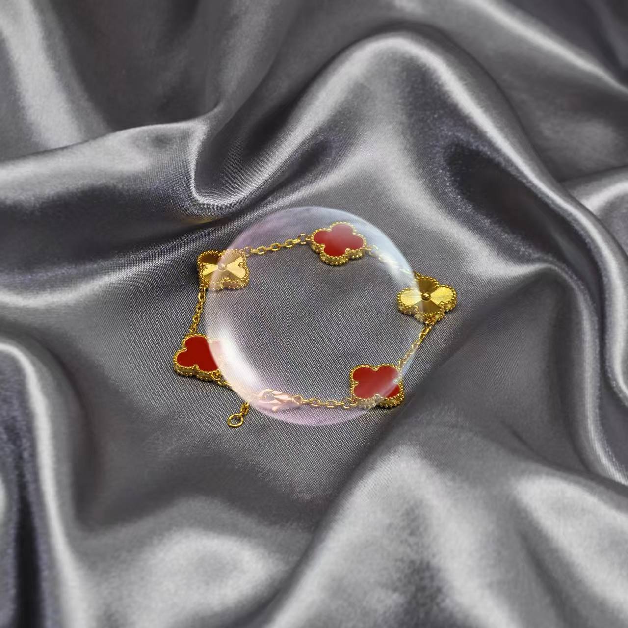 Wholesale Chic Four-Leaf Clover Stainless Steel Bracelet Real Gold Plated Everyday Jewelry Accessory Gift