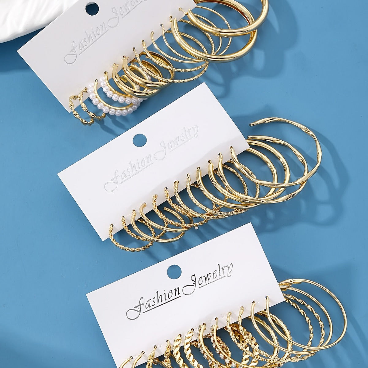 Wholesale metal earrings  gold c-shaped inlaid rhinestone earrings