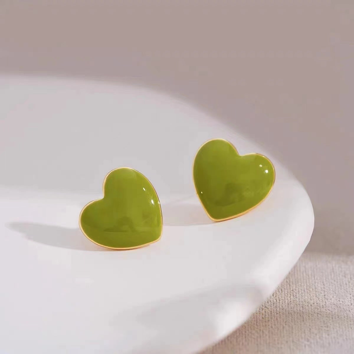 Wholesale Versatile Summer Fresh Green Floral Stud Earrings